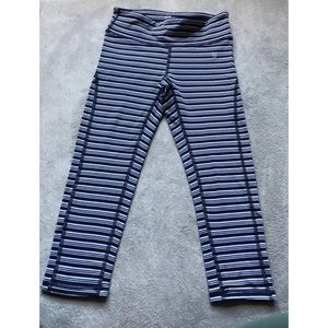 Women’s Workout Capri Leggings